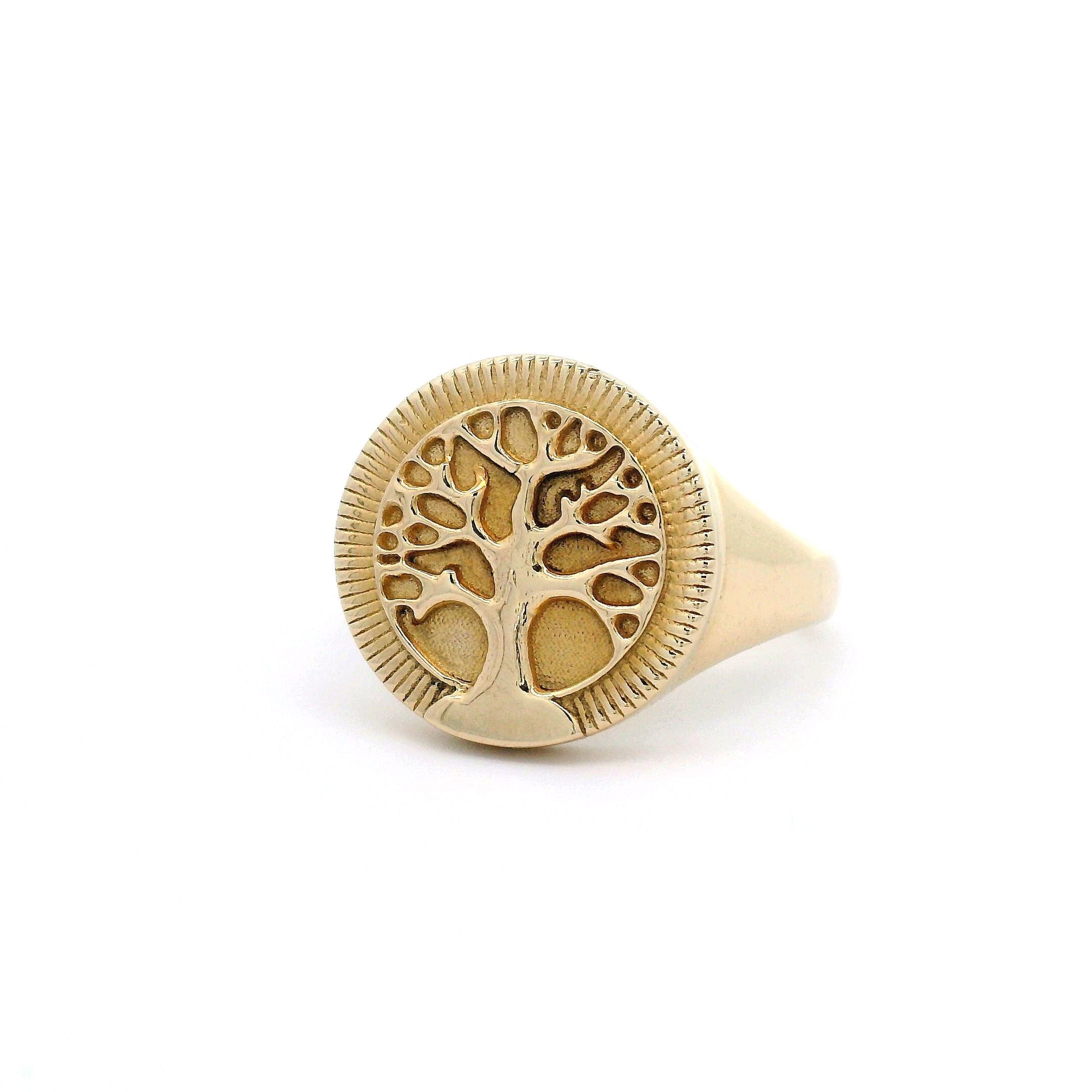14k Family Tree Circle Ring