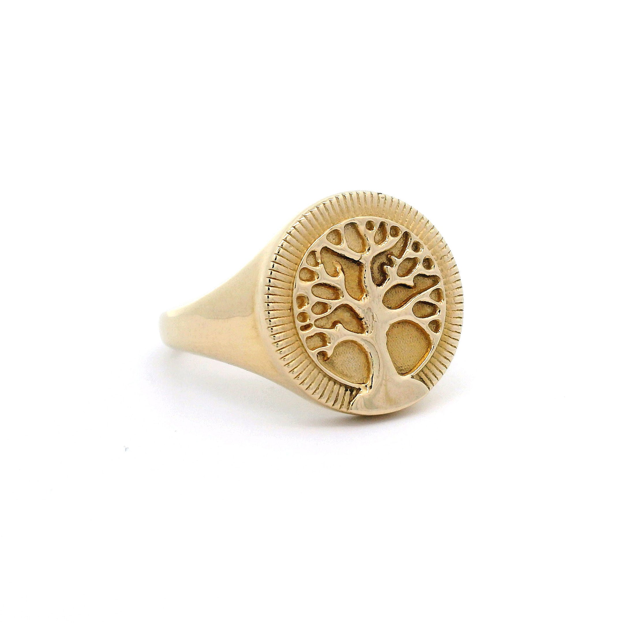 14k Family Tree Circle Ring left