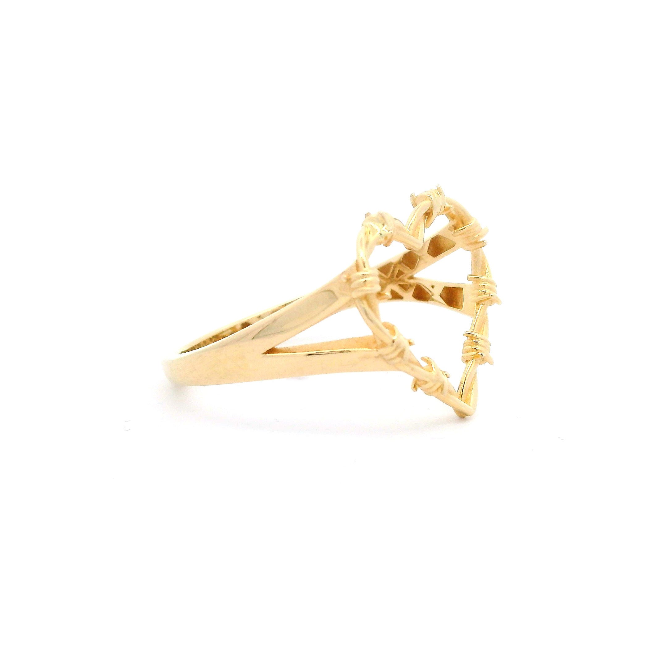 14k Heart Barbwire Design Ring right side
