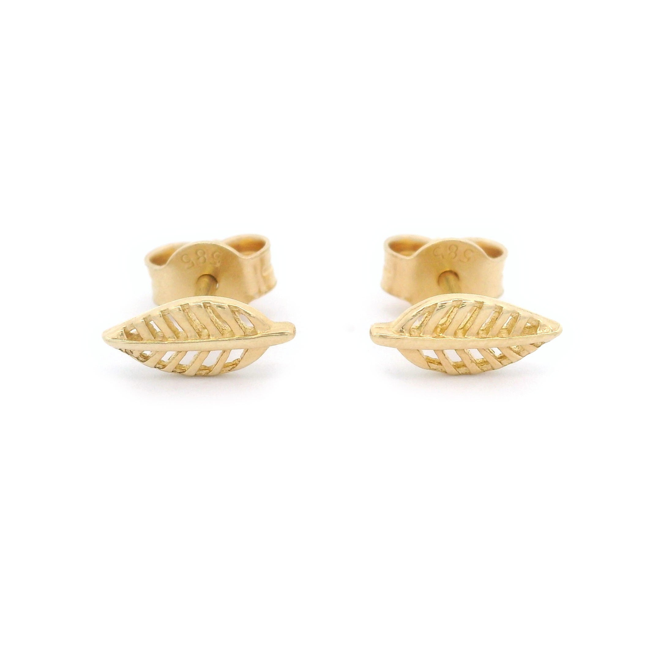 14k Yellow Gold Leaf Outline Stud Earrings