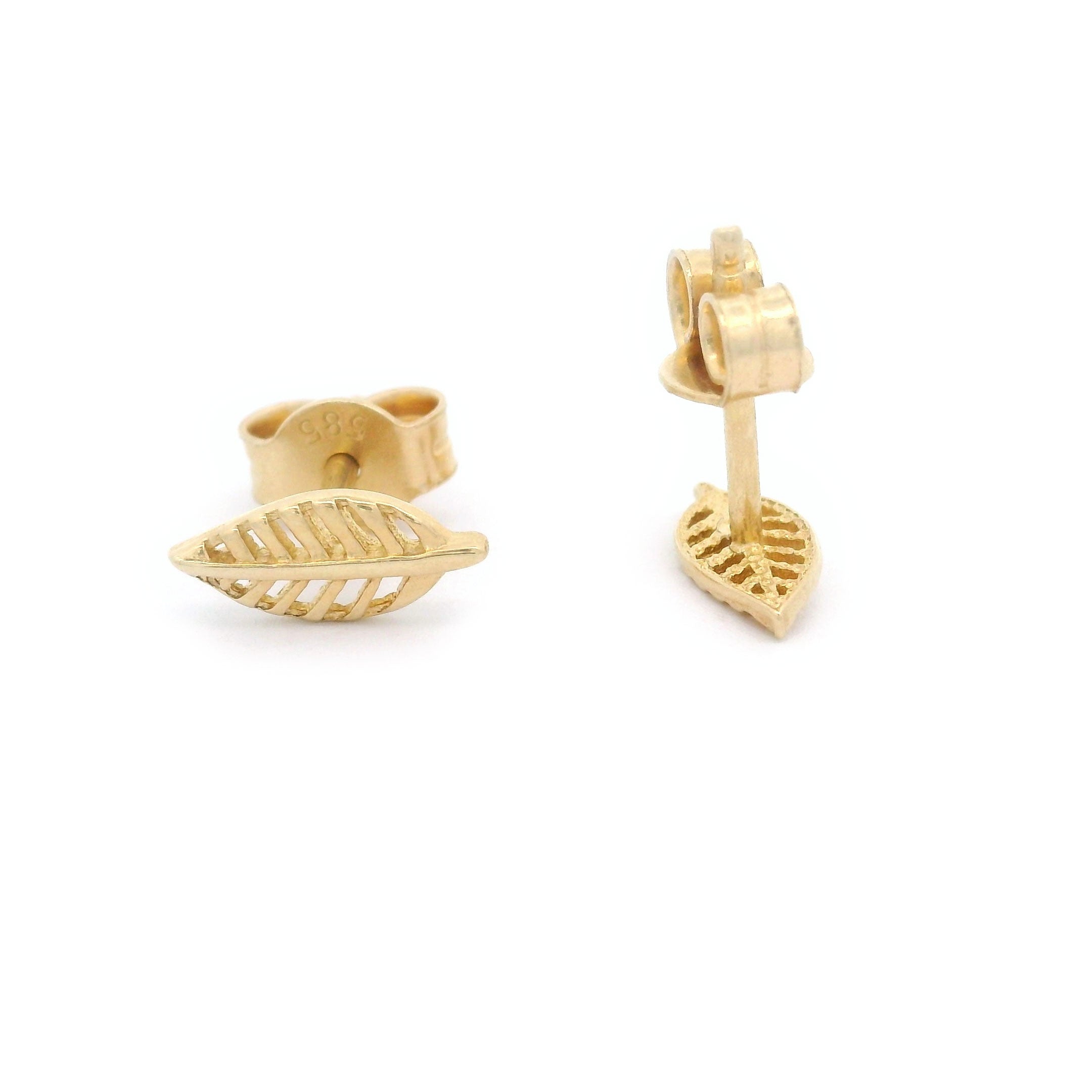 14k Yellow Gold Leaf Outline Stud Earrings back