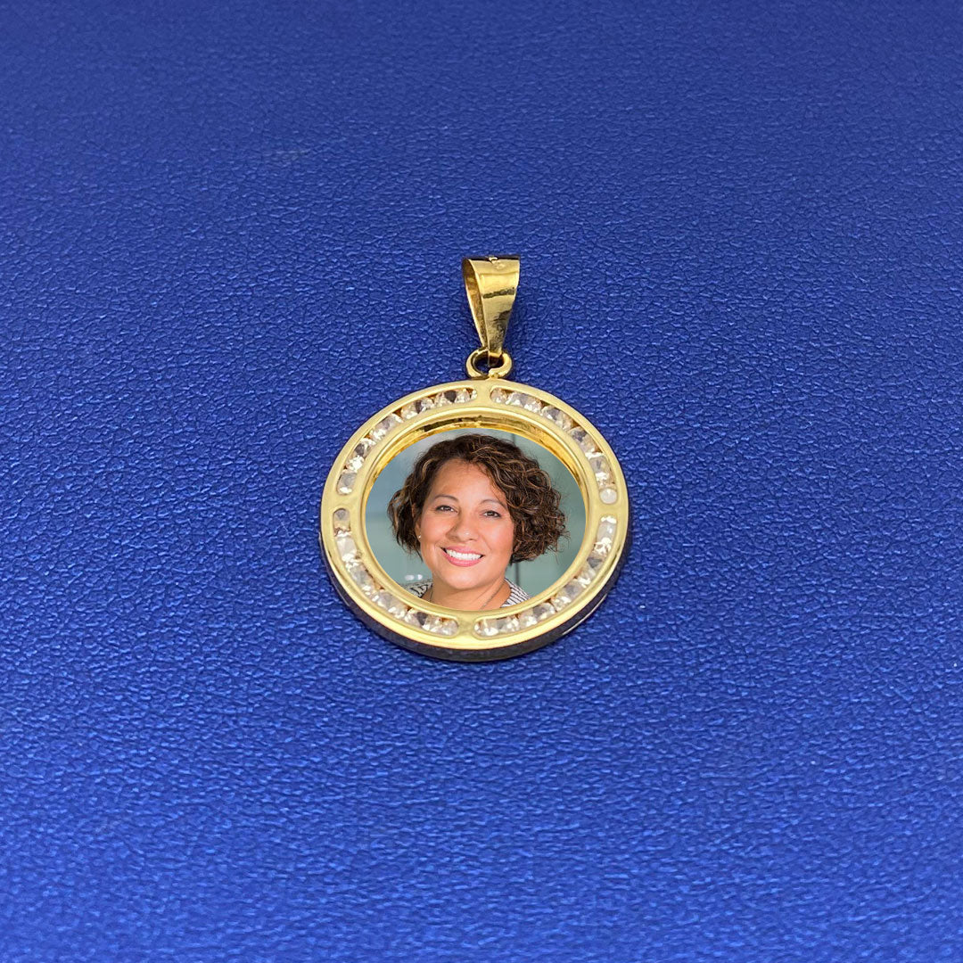 10k CZ Custom Round Bezel Picture Pendant Mini Sample with Woman