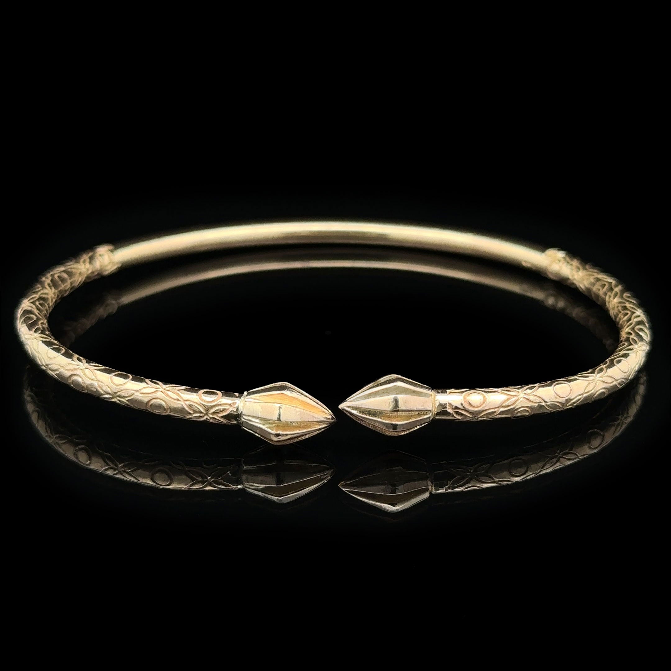 West Indian Bangle - Medium with Pointed Heads