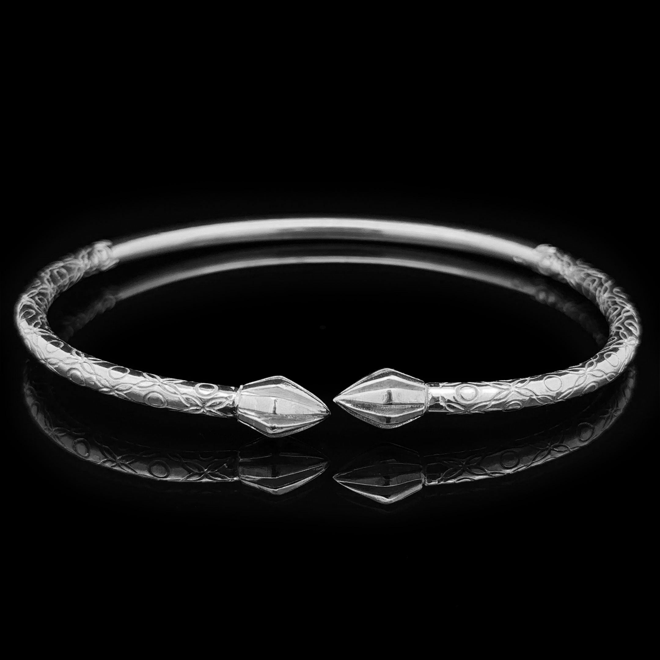 West Indian Bangle - Medium with Pointed Heads White Gold / Silver