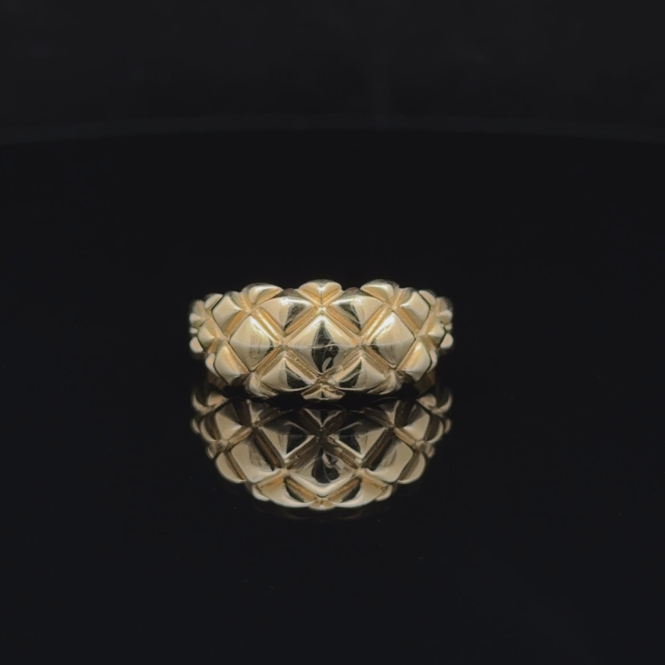 14k Diamond Shaped Pattern Ring