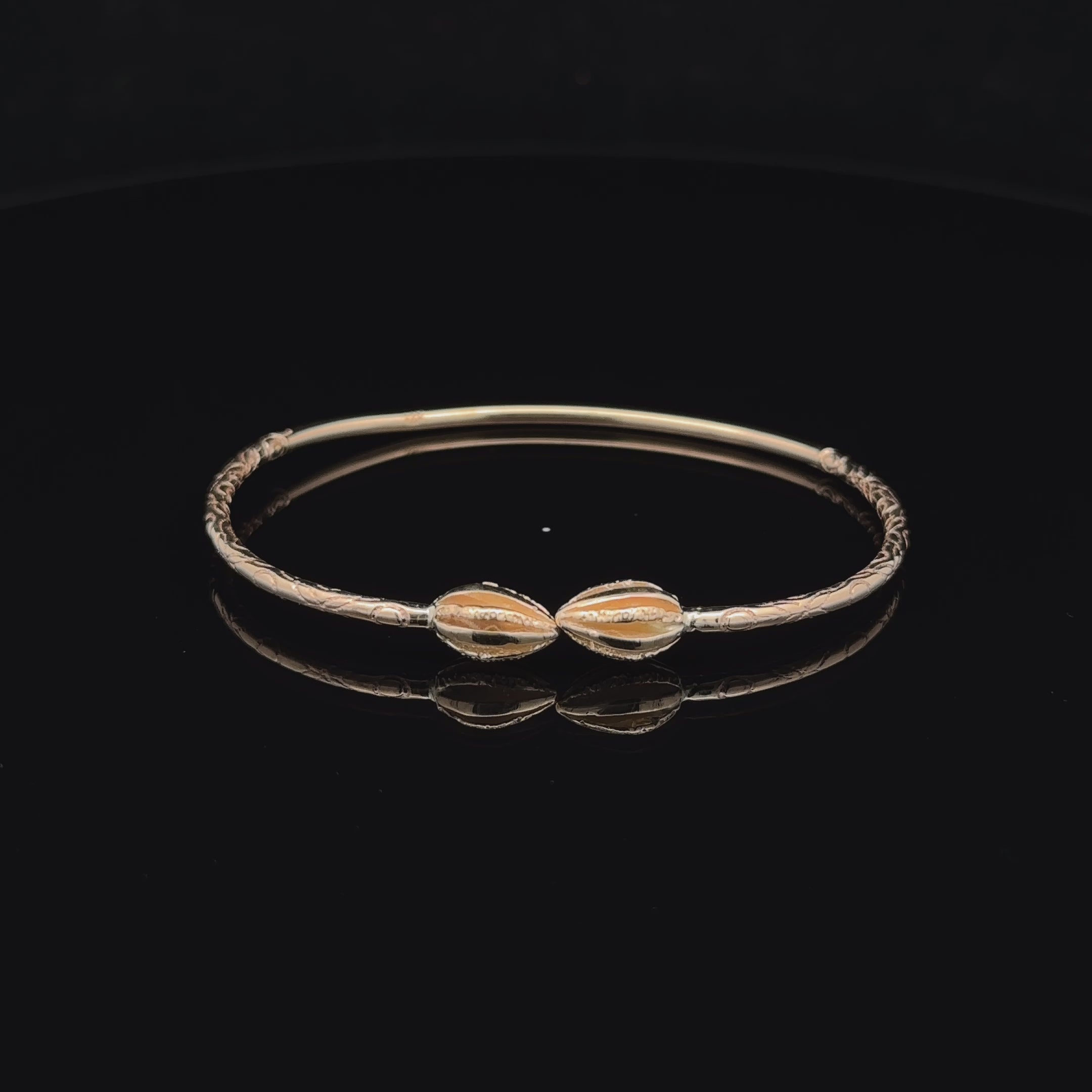 West Indian Bangle - Baby with Classic Cocoa Heads