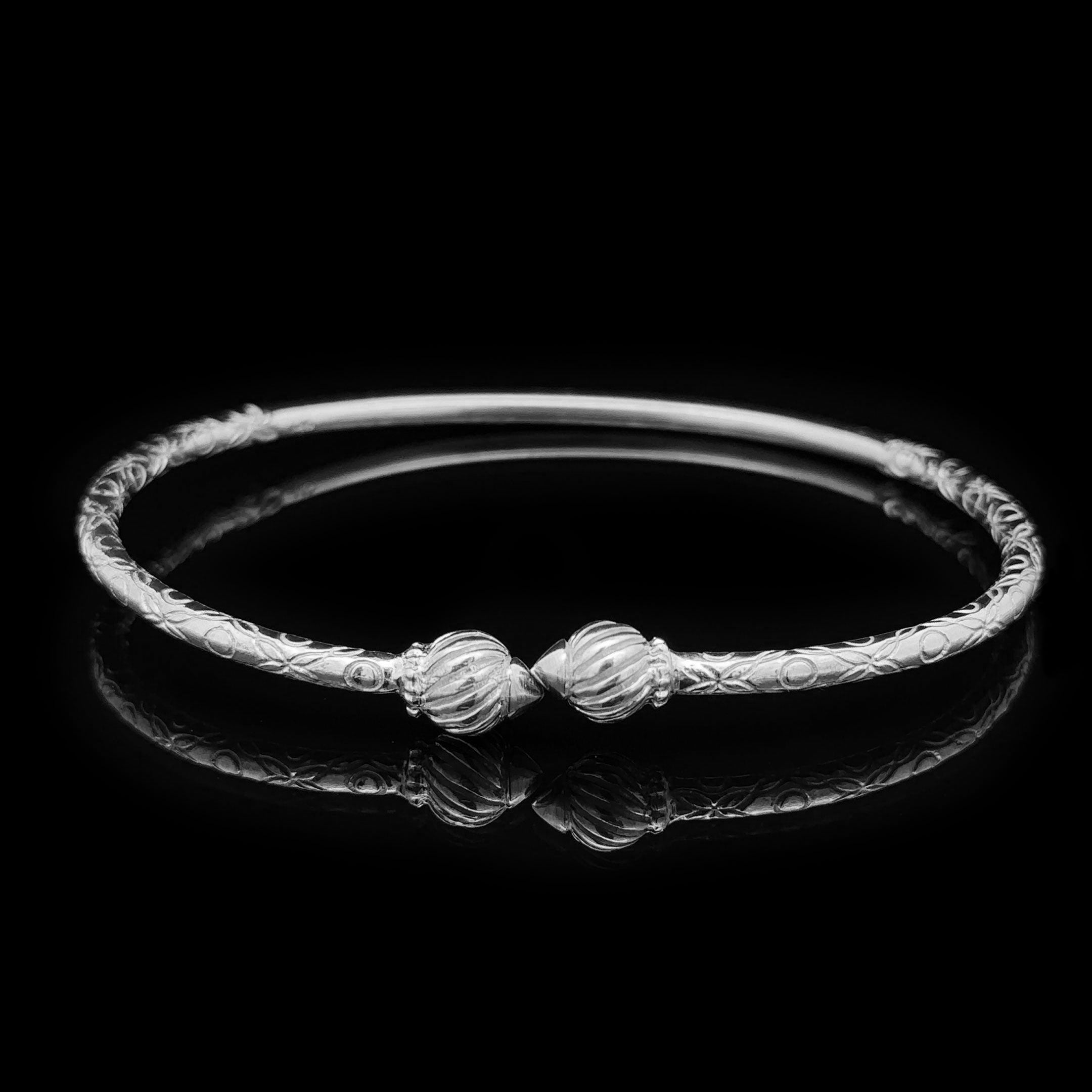West Indian Bangle - Medium with Rounded Twist Heads White Gold