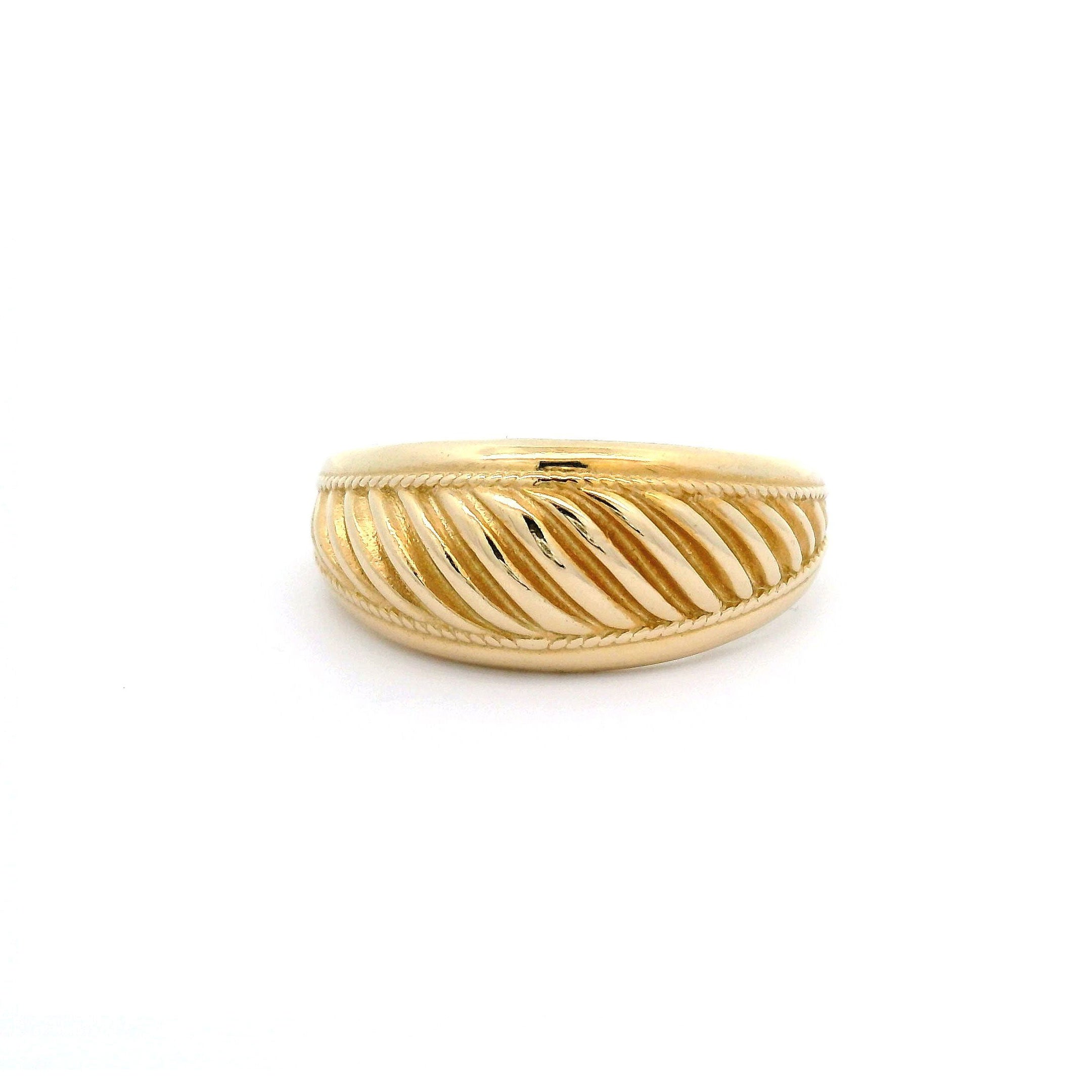 14k Swirl Pattern Ring