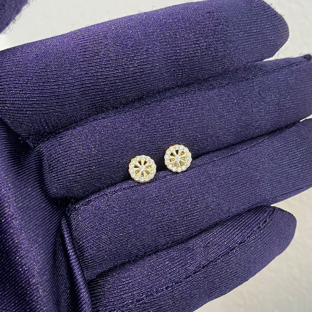 10k CZ Round Flower Stud Earrings