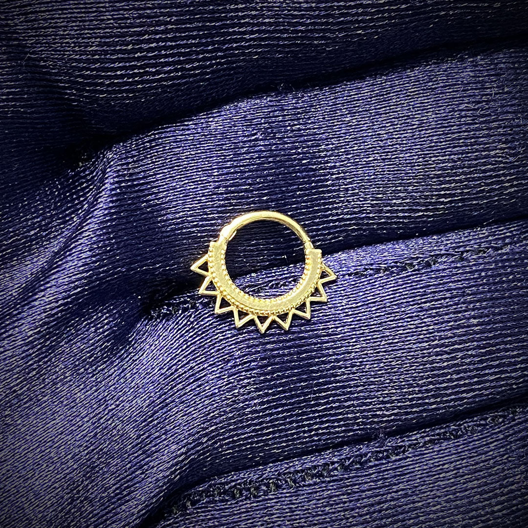 10k Sun Spike Seamless Clicker Ring