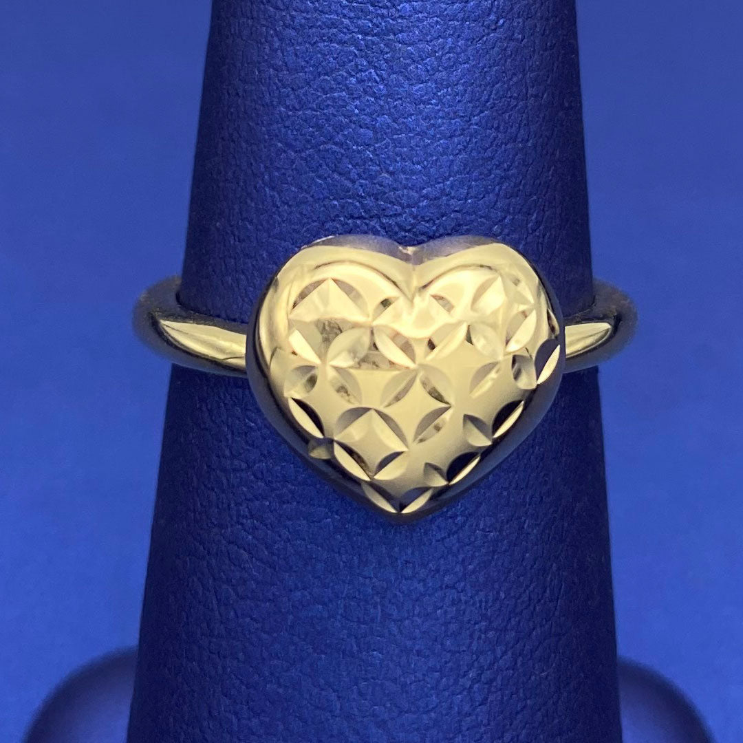 10k Diamond Cut Heart Puff Ring