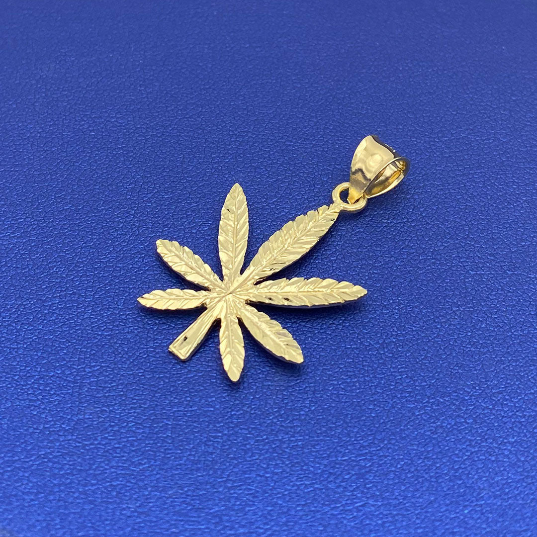 10k Marijuana Pendant