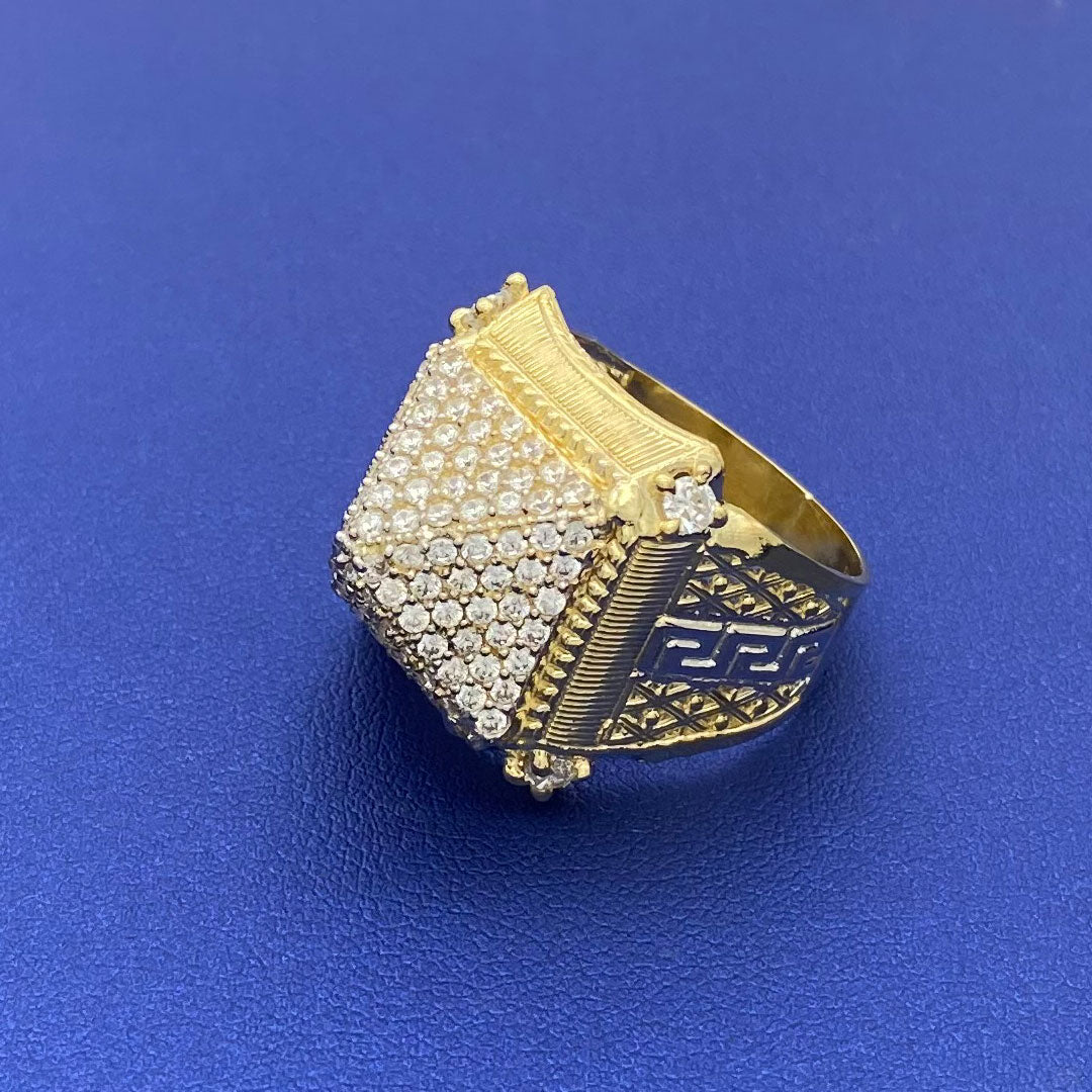 10k CZ Pyramid Ring