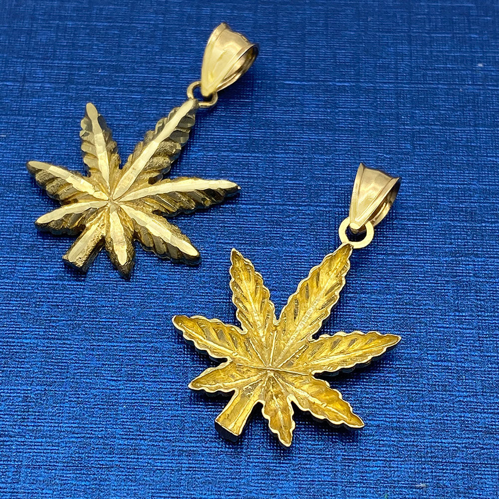 10k Marijuana Leaf Pendant